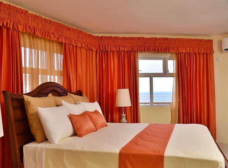 Hotel Grand A View Teluk Montego Bagian luar foto